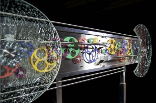 Kinetic Sculpture Artist Andrea Davide displays another kinetic artwork