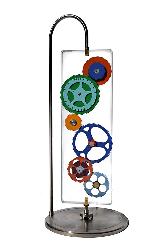 Kinetic Artist Andrea Davide displays another kinetic artwork from her New York collection